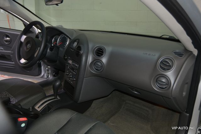 2004 Pontiac Grand Prix 4dr Sedan GT1 - 23002160 - 11