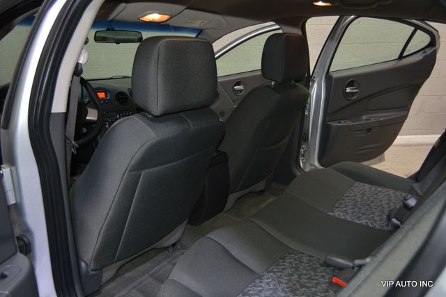 2004 Pontiac Grand Prix 4dr Sedan GT1 - 23002160 - 21