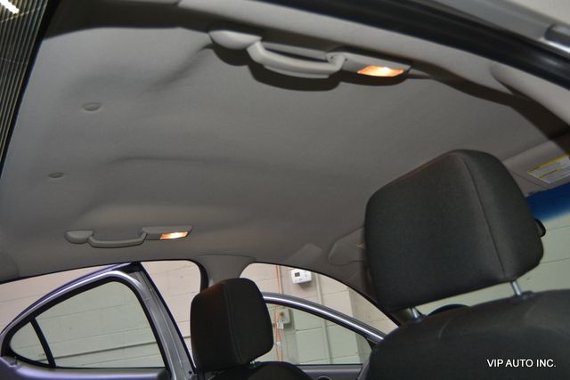 2004 Pontiac Grand Prix 4dr Sedan GT1 - 23002160 - 22