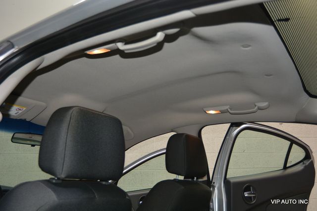 2004 Pontiac Grand Prix 4dr Sedan GT1 - 23002160 - 23