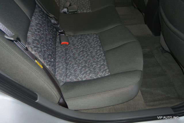 2004 Pontiac Grand Prix 4dr Sedan GT1 - 23002160 - 28