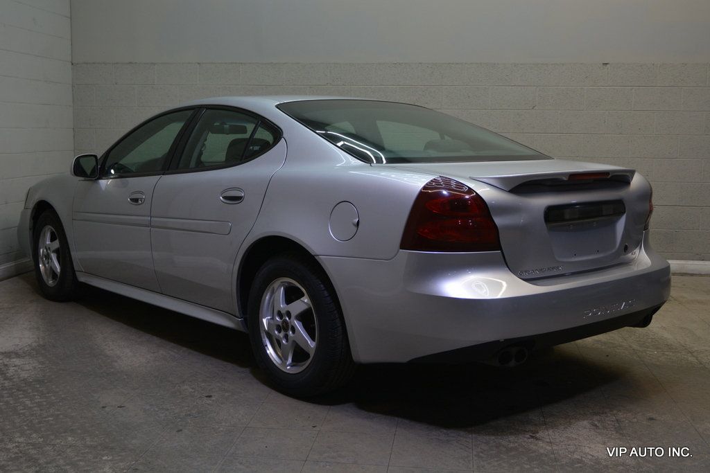 2004 Pontiac Grand Prix 4dr Sedan GT1 - 23002160 - 2