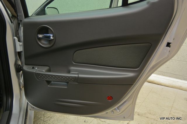 2004 Pontiac Grand Prix 4dr Sedan GT1 - 23002160 - 7