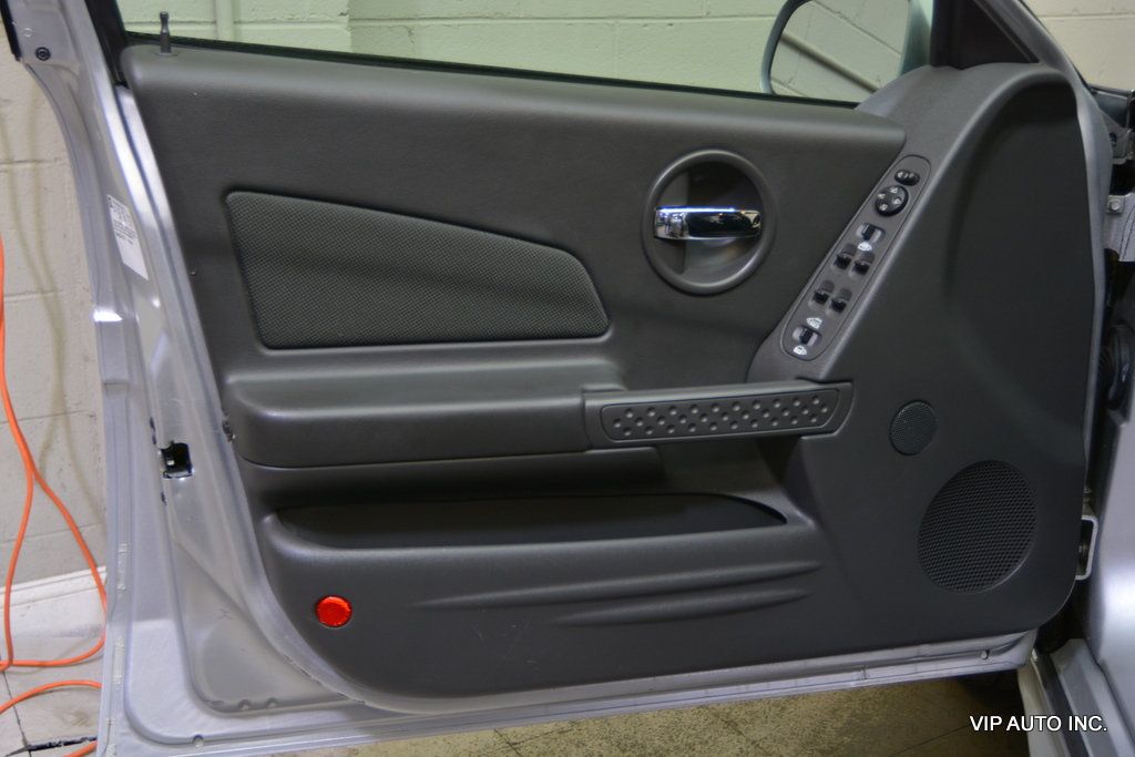 2004 Pontiac Grand Prix 4dr Sedan GT1 - 23002160 - 8