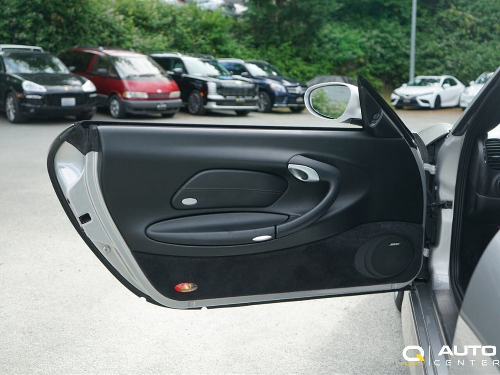 2004 Porsche 911  - 23041367 - 11