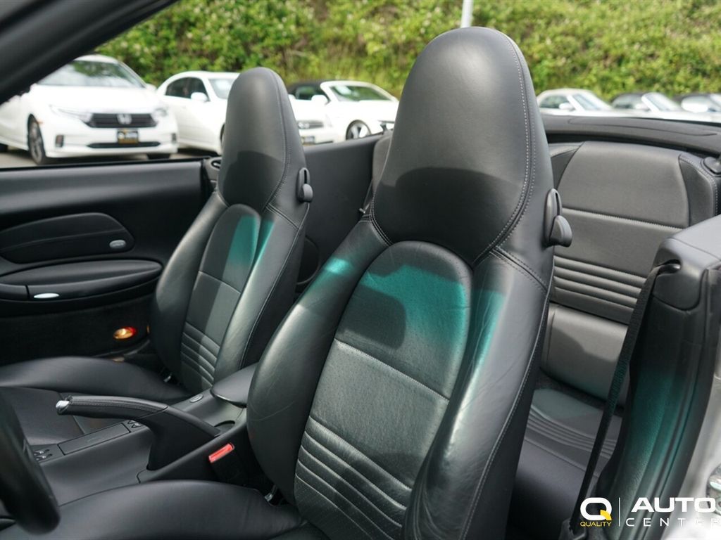 2004 Porsche 911  - 23041367 - 14