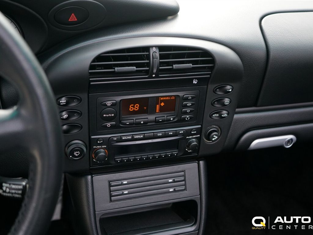 2004 Porsche 911  - 23041367 - 19
