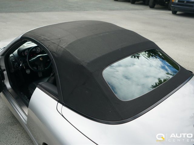 2004 Porsche 911  - 23041367 - 28