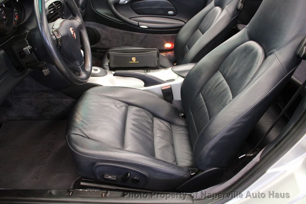 2004 PORSCHE 911 - Image 14