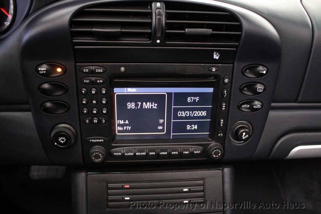 2004 PORSCHE 911 - Image 24