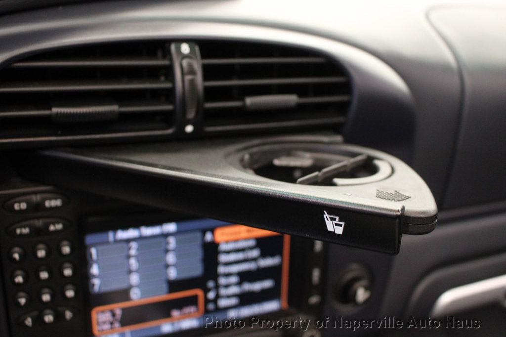 2004 PORSCHE 911 - Image 29