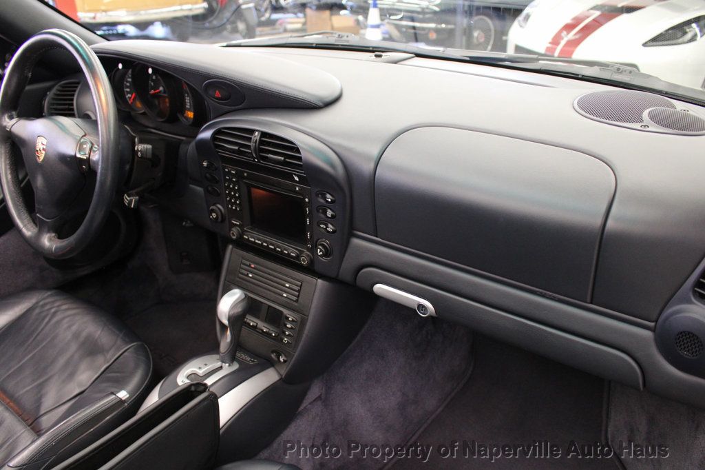 2004 PORSCHE 911 - Image 39