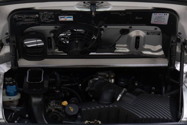 2004 Porsche 911 2dr Cabriolet Carrera Tiptronic - 22091092 - 92