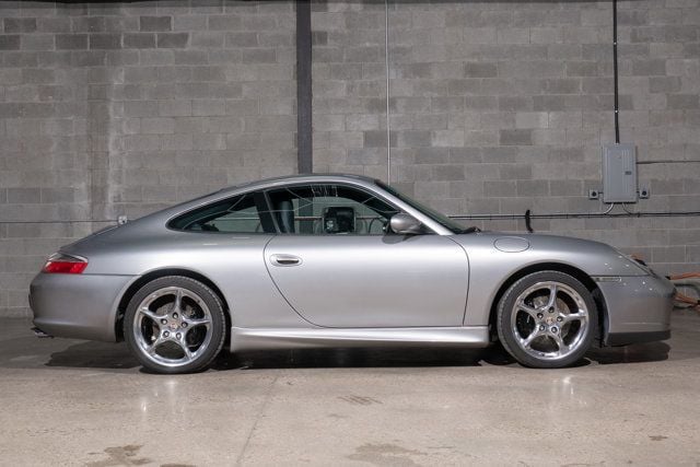 2004 Porsche 911 2dr Coupe 40th Ann Carrera 6-Speed Manual - 22987719 - 1