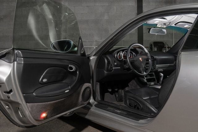 2004 Porsche 911 2dr Coupe 40th Ann Carrera 6-Speed Manual - 22987719 - 19