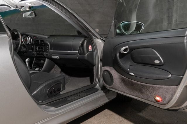 2004 Porsche 911 2dr Coupe 40th Ann Carrera 6-Speed Manual - 22987719 - 22