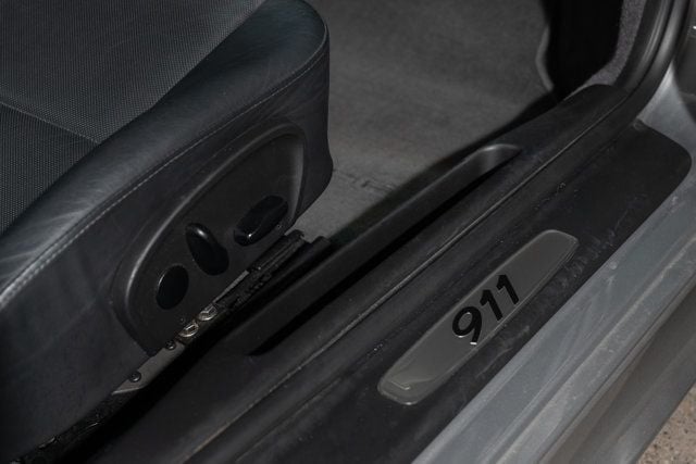 2004 Porsche 911 2dr Coupe 40th Ann Carrera 6-Speed Manual - 22987719 - 24
