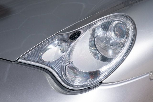 2004 Porsche 911 2dr Coupe 40th Ann Carrera 6-Speed Manual - 22987719 - 28