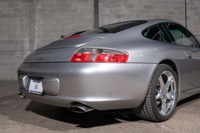 2004 Porsche 911 2dr Coupe 40th Ann Carrera 6-Speed Manual - 22987719 - 35
