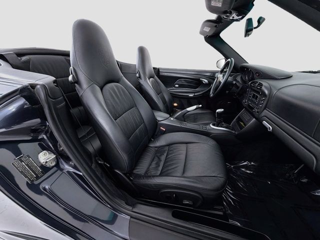 2004 Porsche 911 9470 - 23102584 - 26