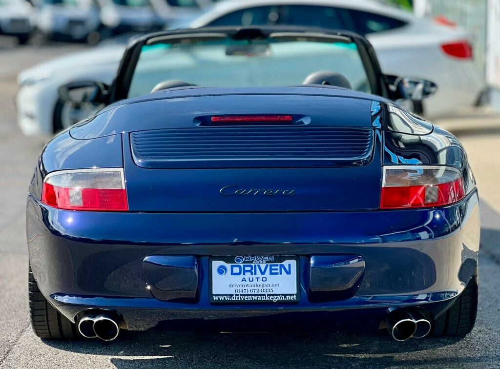 2004 Porsche 911 4S photo 23