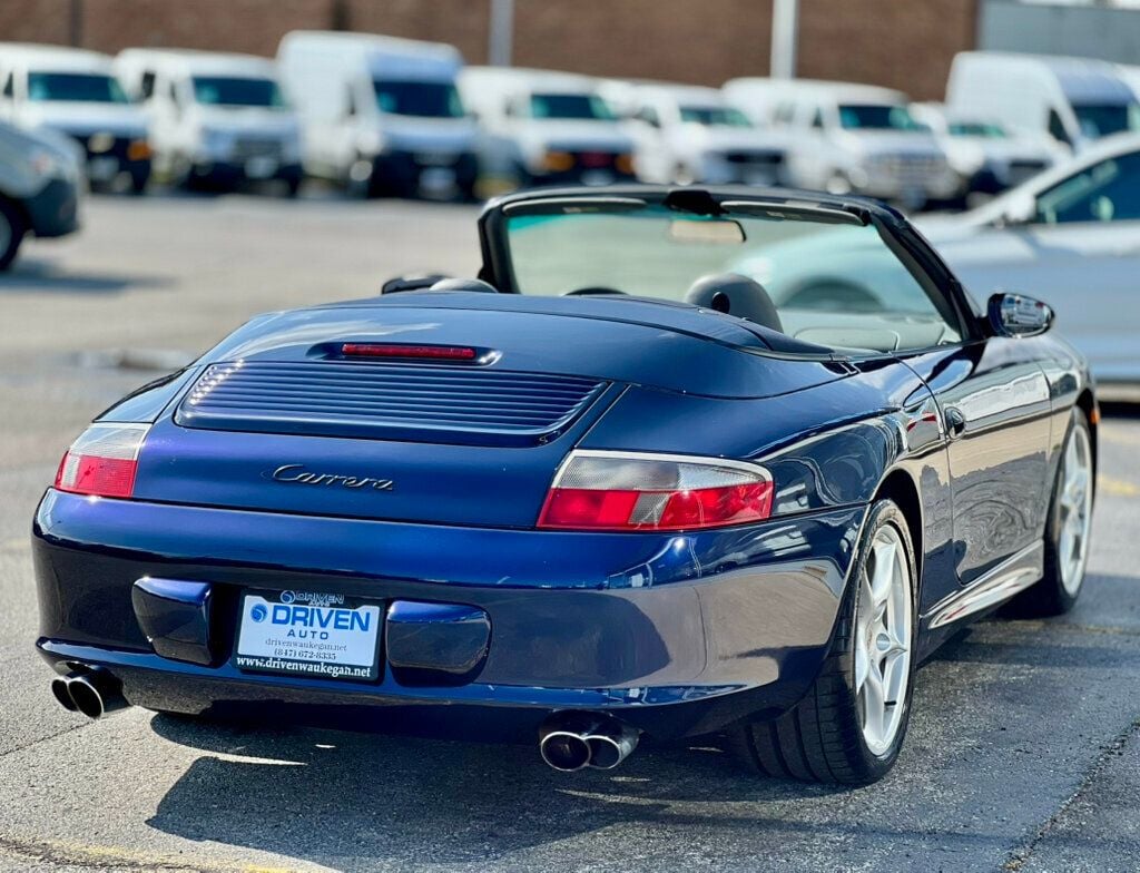2004 Porsche 911 4S photo 24