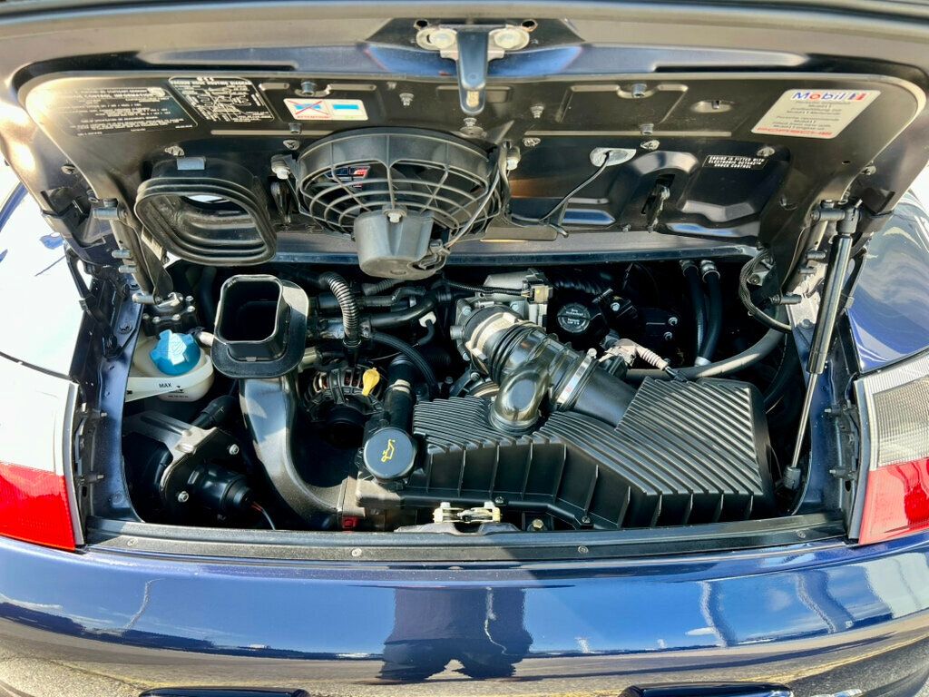 2004 Porsche 911 4S photo 7