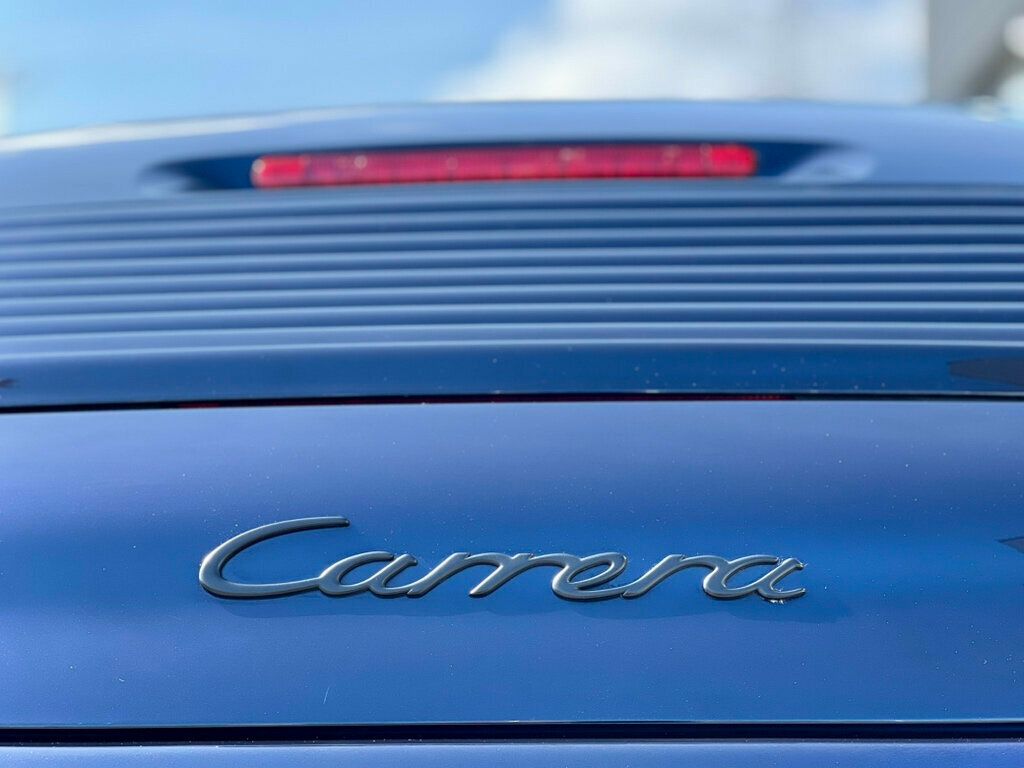 2004 Porsche 911 4S photo 8