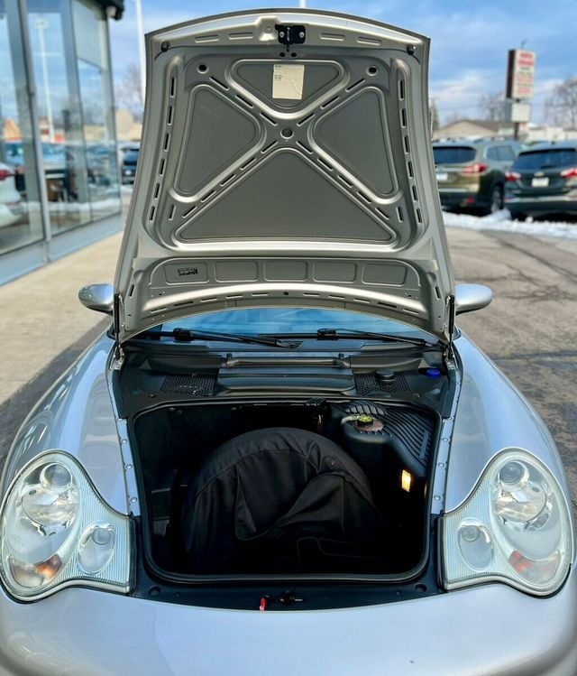 2004 Porsche 911 CARRERA - 22954879 - 9