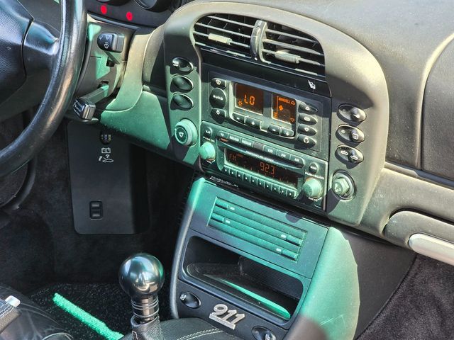 2004 Porsche 911 Carrera - 22921437 - 15