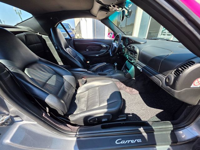 2004 Porsche 911 Carrera - 22921437 - 17