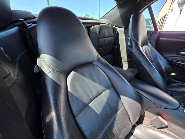 2004 Porsche 911 Carrera - 22921437 - 18