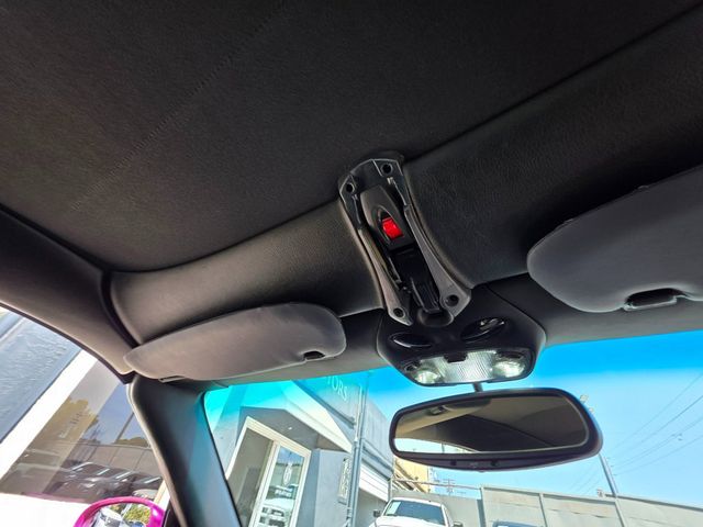 2004 Porsche 911 Carrera - 22921437 - 19