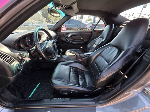 2004 Porsche 911 Carrera - 22921437 - 22