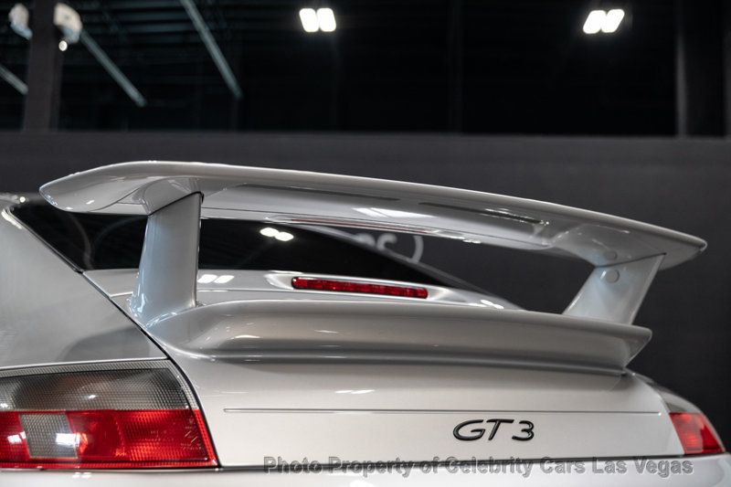 2004 Porsche 911 GT3 Coupe photo 11