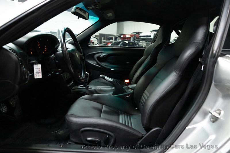 2004 Porsche 911 GT3 Coupe photo 18