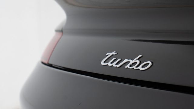 2004 Porsche 911 Turbo Cabriolet - 23089864 - 17