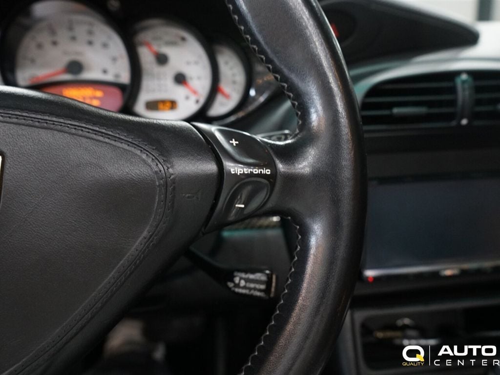 2004 Porsche 911 Turbo Cabriolet - 22881976 - 22