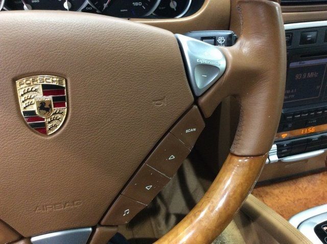 2004 Porsche Cayenne Turbo photo 12