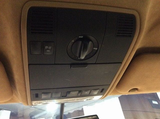 2004 Porsche Cayenne Turbo photo 14