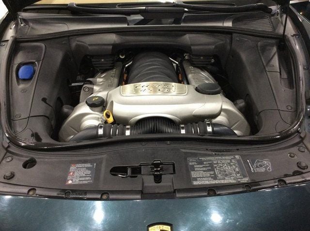 2004 Porsche Cayenne Turbo photo 29