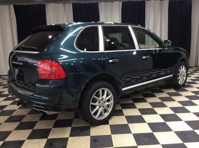2004 Porsche Cayenne Turbo photo 6