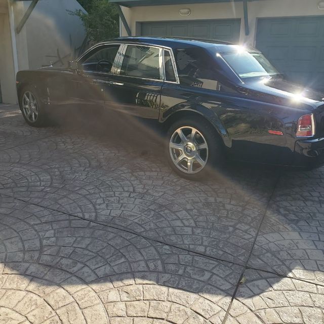 2004 Rolls-Royce Phantom 4dr Sedan - 20160599 - 29