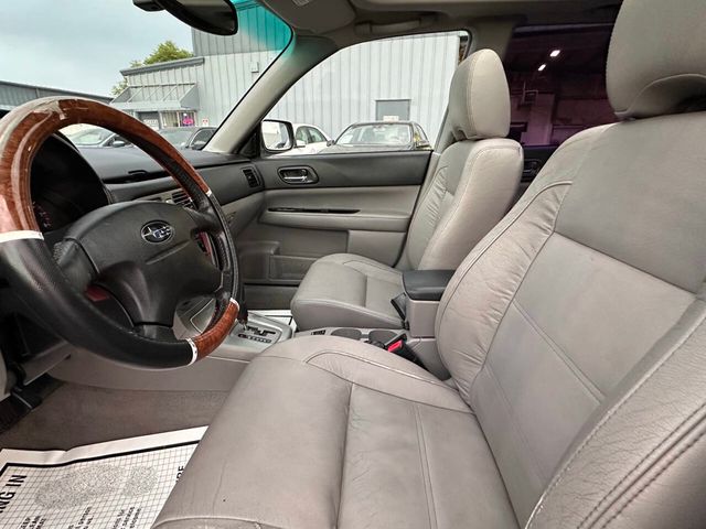 2004 Subaru Forester XS AWD 4dr Wagon - 22923721 - 14