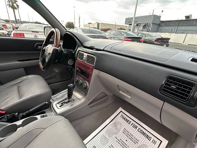 2004 Subaru Forester XS AWD 4dr Wagon - 22923721 - 19