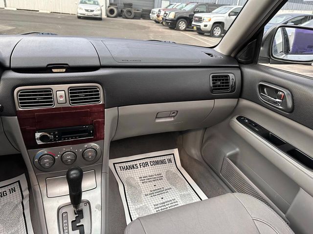 2004 Subaru Forester XS AWD 4dr Wagon - 22923721 - 24