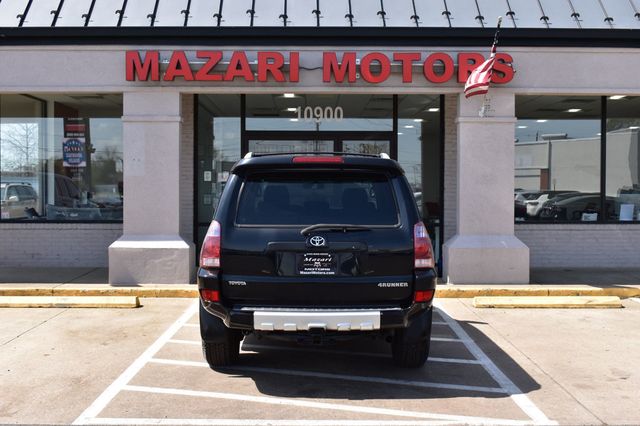 2004 Toyota 4Runner 4dr SR5 V8 Automatic 4WD - 23009054 - 9