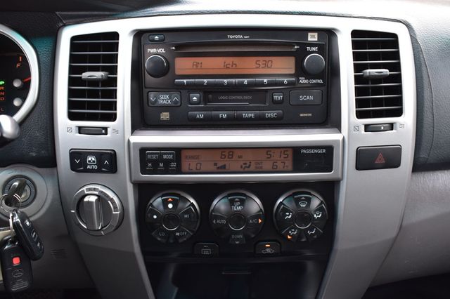 2004 Toyota 4Runner 4dr SR5 V8 Automatic 4WD - 23009054 - 31