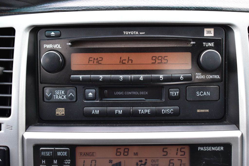 2004 Toyota 4Runner 4dr SR5 V8 Automatic 4WD - 23009054 - 32