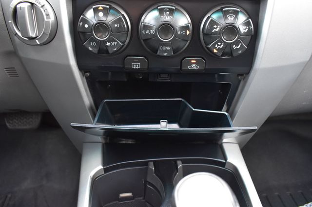 2004 Toyota 4Runner 4dr SR5 V8 Automatic 4WD - 23009054 - 35